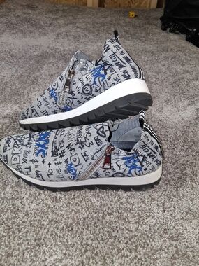 Womens Dkny Grey and Blue Slip-On Wedge Sneakers Nyc Collab with Side Zip